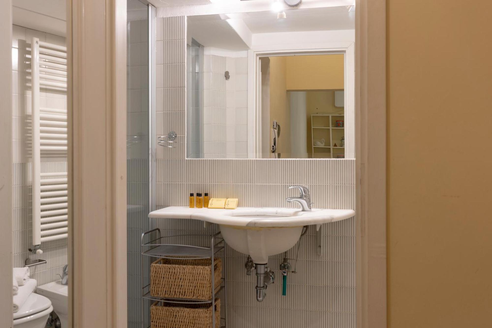 Sweet San Frediano Apartment Firenze Kültér fotó