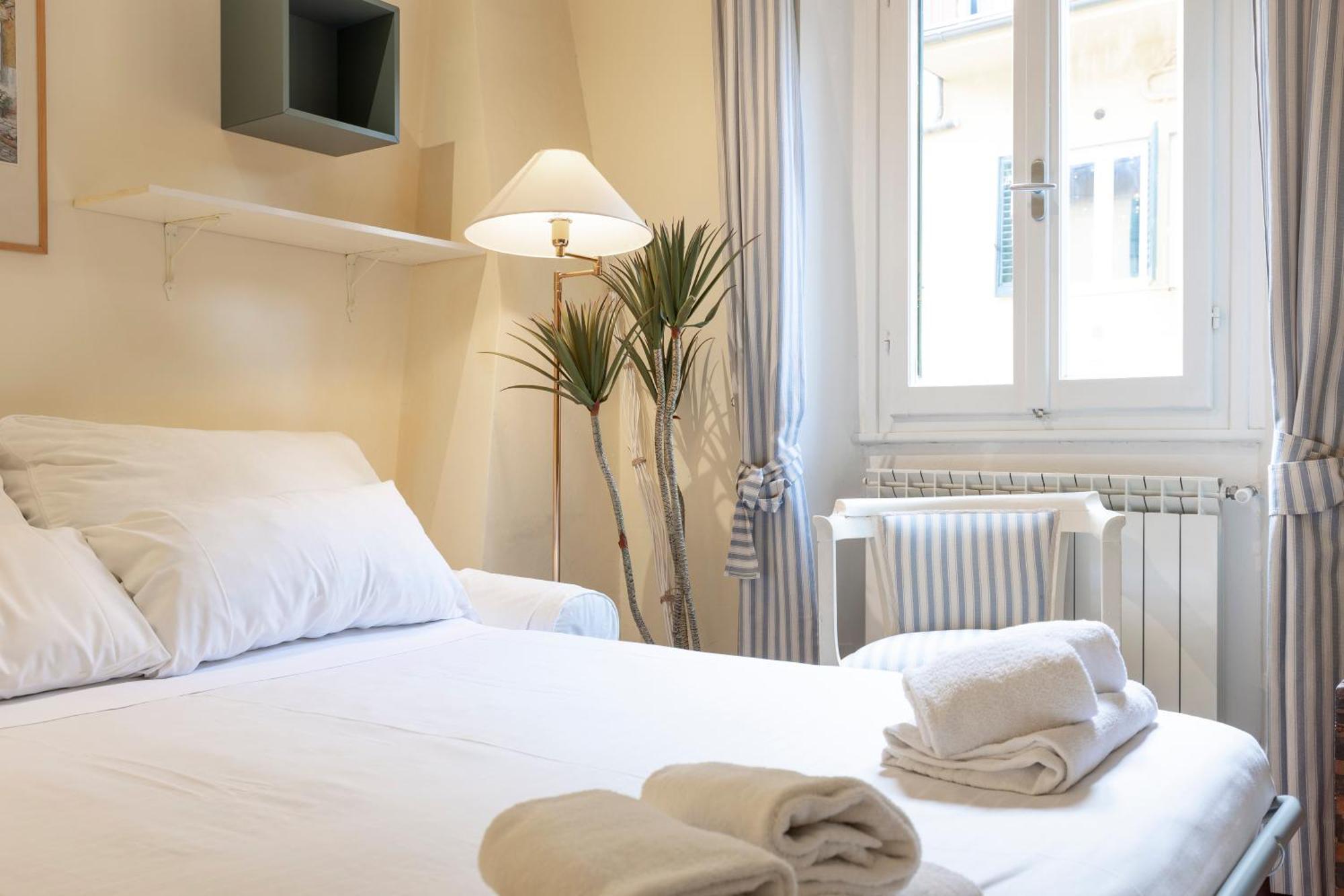 Sweet San Frediano Apartment Firenze Kültér fotó